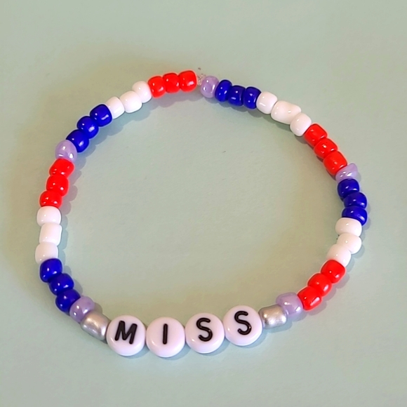 TAYLOR SWIFT BRACELETS - Handmade - Picture 3 of 4